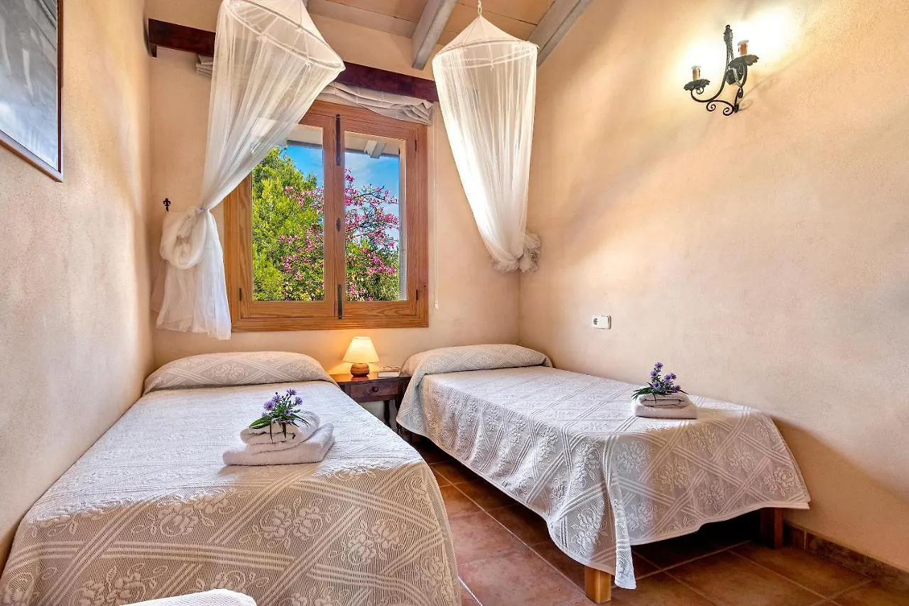 Vakantiehuis Country House With Amazing Pool In A Beautiful Rural Setting Campanet