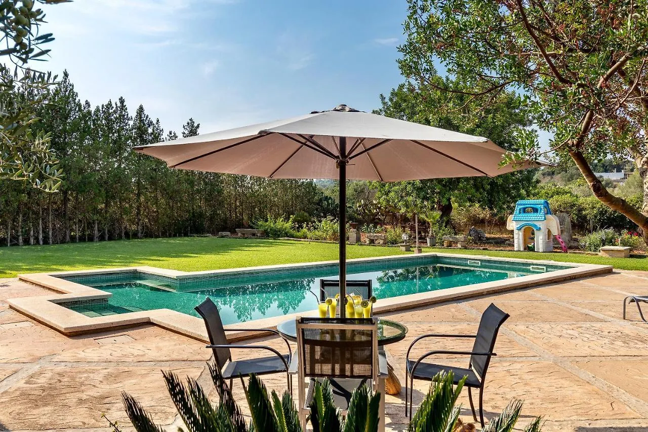 Country House With Amazing Pool In A Beautiful Rural Setting Campanet Vakantiehuis